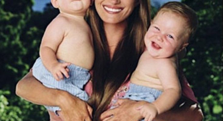 Jane Seymour shows off twin sons she gave birth to aged 44