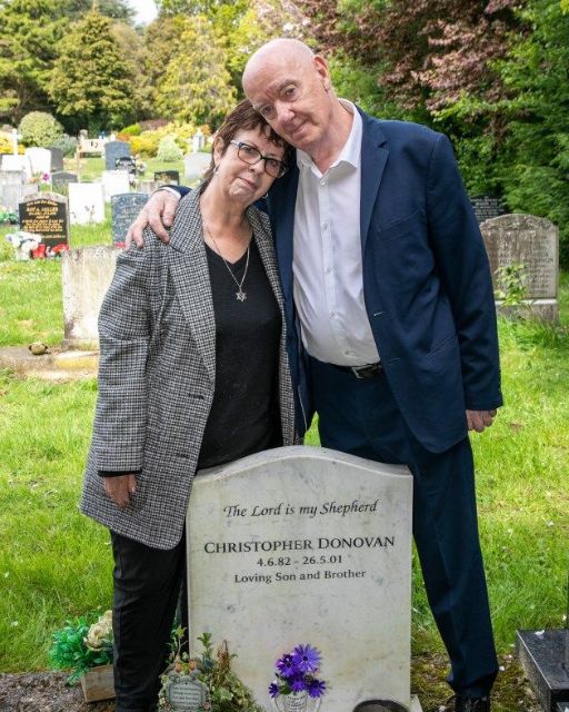 My Uncle Broke Down At His Son’s Grave—Then Pointed To A Detail None Of Us Put There