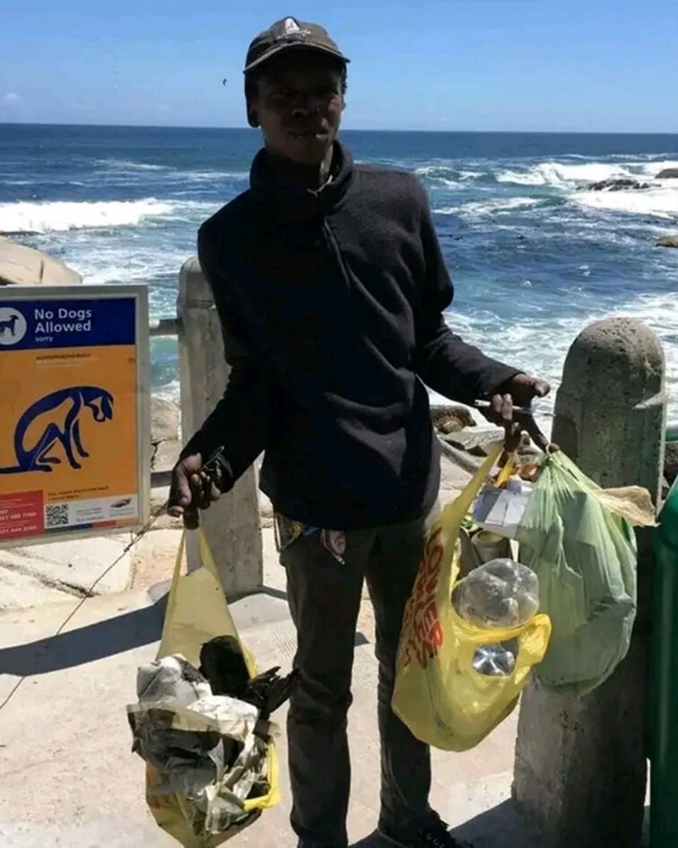 The Man Who Cleaned the Beach for Free — And Changed His Life Doing It